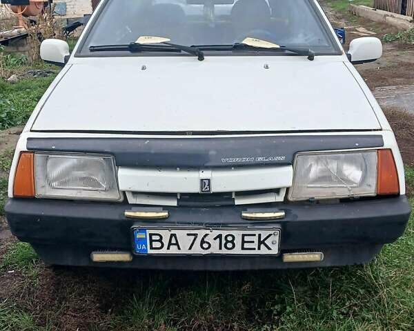 Білий ВАЗ 2109, об'ємом двигуна 1.29 л та пробігом 100 тис. км за 800 $, фото 1 на Automoto.ua