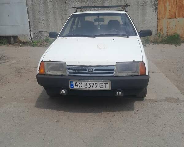 Белый ВАЗ 2109, объемом двигателя 1.29 л и пробегом 145 тыс. км за 700 $, фото 1 на Automoto.ua