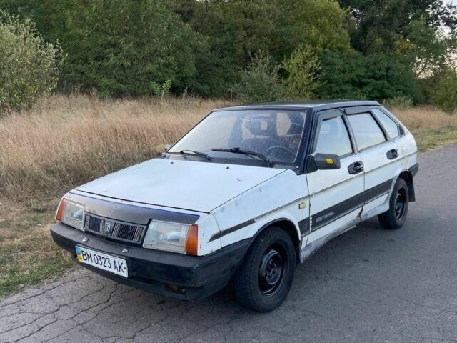 Белый ВАЗ 2109, объемом двигателя 1.3 л и пробегом 320 тыс. км за 499 $, фото 1 на Automoto.ua