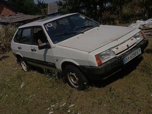 Білий ВАЗ 2109, об'ємом двигуна 1.5 л та пробігом 168 тис. км за 223 $, фото 1 на Automoto.ua