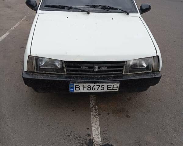 Белый ВАЗ 2109, объемом двигателя 1.3 л и пробегом 300 тыс. км за 29000 $, фото 1 на Automoto.ua