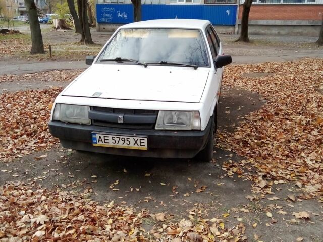 Белый ВАЗ 2109, объемом двигателя 1.3 л и пробегом 1 тыс. км за 650 $, фото 1 на Automoto.ua