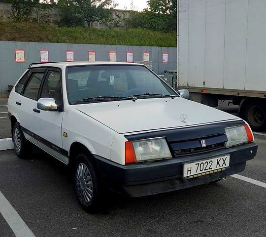 Белый ВАЗ 2109, объемом двигателя 1.5 л и пробегом 111 тыс. км за 1250 $, фото 1 на Automoto.ua