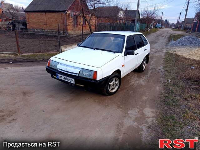 Білий ВАЗ 2109, об'ємом двигуна 1.5 л та пробігом 228 тис. км за 1000 $, фото 1 на Automoto.ua