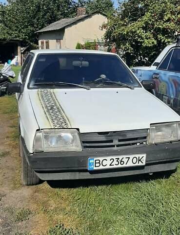Білий ВАЗ 2109, об'ємом двигуна 1.3 л та пробігом 140 тис. км за 808 $, фото 1 на Automoto.ua