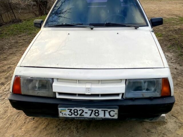 Белый ВАЗ 2109, объемом двигателя 1.5 л и пробегом 63 тыс. км за 850 $, фото 1 на Automoto.ua