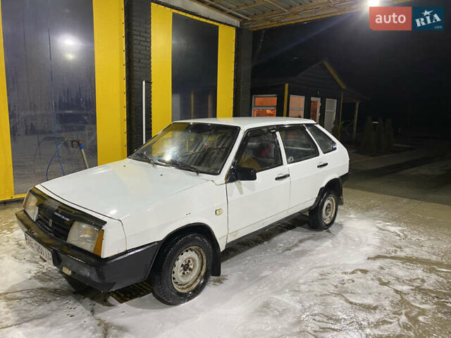 Білий ВАЗ 2109, об'ємом двигуна 1.3 л та пробігом 180 тис. км за 662 $, фото 1 на Automoto.ua
