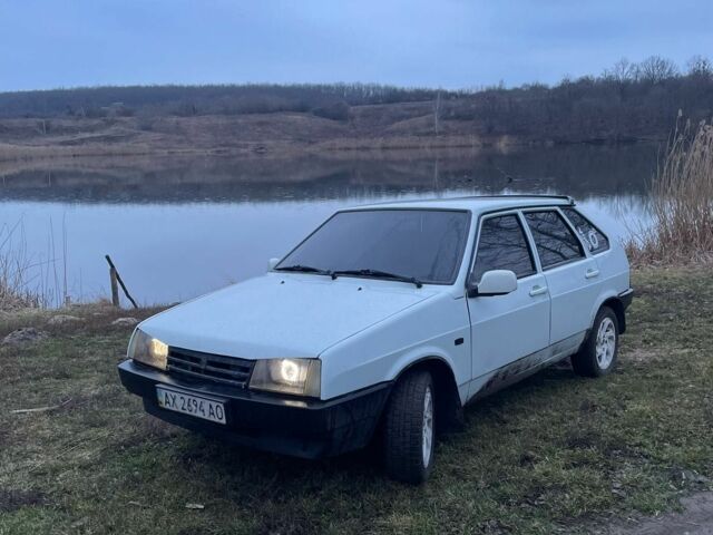 Белый ВАЗ 2109, объемом двигателя 1.3 л и пробегом 60 тыс. км за 1300 $, фото 1 на Automoto.ua