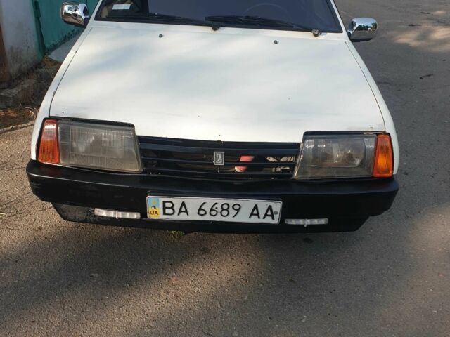 Белый ВАЗ 2109, объемом двигателя 1.3 л и пробегом 3 тыс. км за 800 $, фото 1 на Automoto.ua