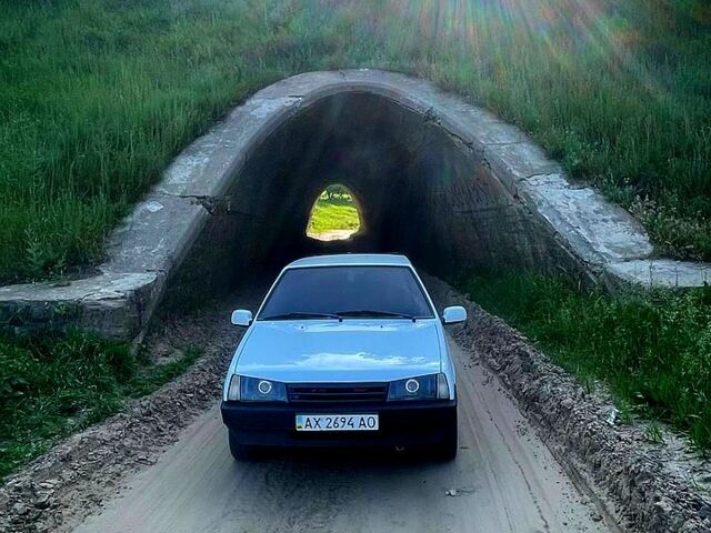 Белый ВАЗ 2109, объемом двигателя 1.3 л и пробегом 200 тыс. км за 2000 $, фото 1 на Automoto.ua