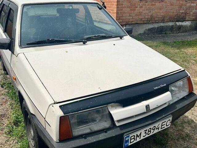 Белый ВАЗ 2109, объемом двигателя 1.29 л и пробегом 1 тыс. км за 999 $, фото 1 на Automoto.ua