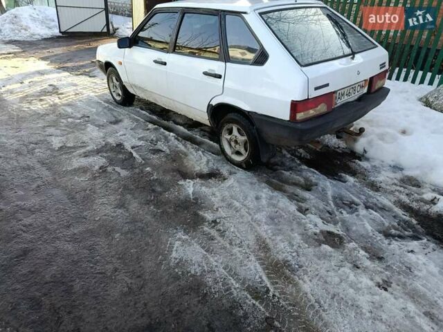 Білий ВАЗ 2109, об'ємом двигуна 1.5 л та пробігом 200 тис. км за 1100 $, фото 1 на Automoto.ua