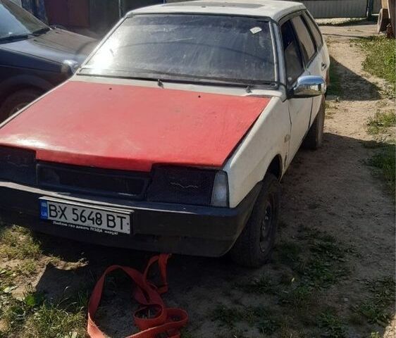 Белый ВАЗ 2109, объемом двигателя 1.1 л и пробегом 150 тыс. км за 381 $, фото 1 на Automoto.ua