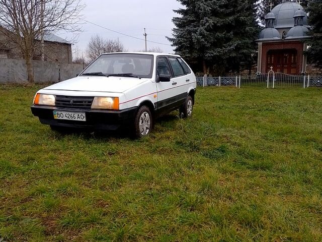 Белый ВАЗ 2109, объемом двигателя 1.3 л и пробегом 178 тыс. км за 650 $, фото 1 на Automoto.ua