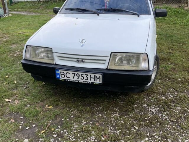 Белый ВАЗ 2109, объемом двигателя 1.3 л и пробегом 3 тыс. км за 976 $, фото 1 на Automoto.ua
