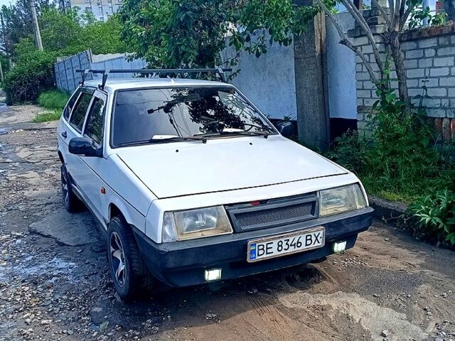 Белый ВАЗ 2109, объемом двигателя 1.5 л и пробегом 78 тыс. км за 1460 $, фото 1 на Automoto.ua