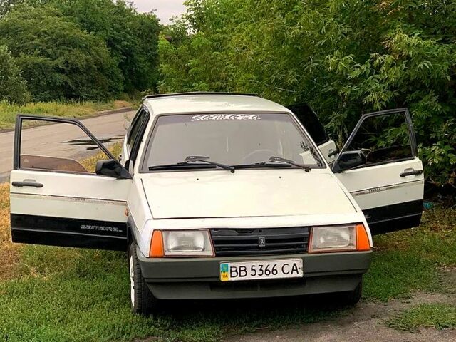 Белый ВАЗ 2109, объемом двигателя 1.3 л и пробегом 0 тыс. км за 650 $, фото 1 на Automoto.ua