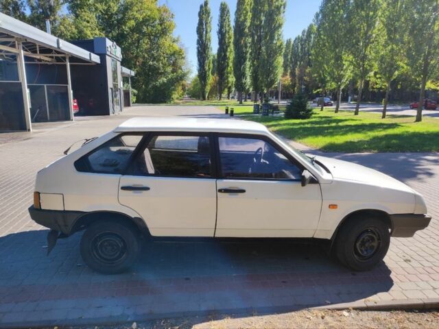 Белый ВАЗ 2109, объемом двигателя 1.3 л и пробегом 1 тыс. км за 766 $, фото 1 на Automoto.ua