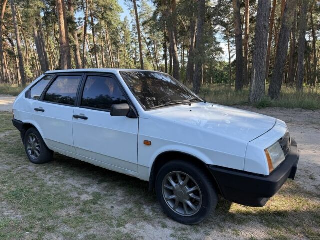 Білий ВАЗ 2109, об'ємом двигуна 1.5 л та пробігом 198 тис. км за 903 $, фото 1 на Automoto.ua