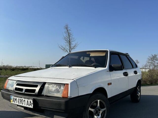 Белый ВАЗ 2109, объемом двигателя 0 л и пробегом 584 тыс. км за 553 $, фото 1 на Automoto.ua
