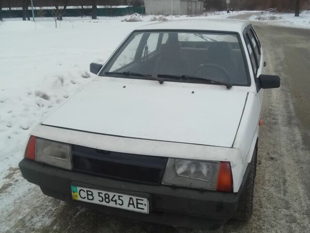 Білий ВАЗ 2109, об'ємом двигуна 1 л та пробігом 98 тис. км за 628 $, фото 1 на Automoto.ua