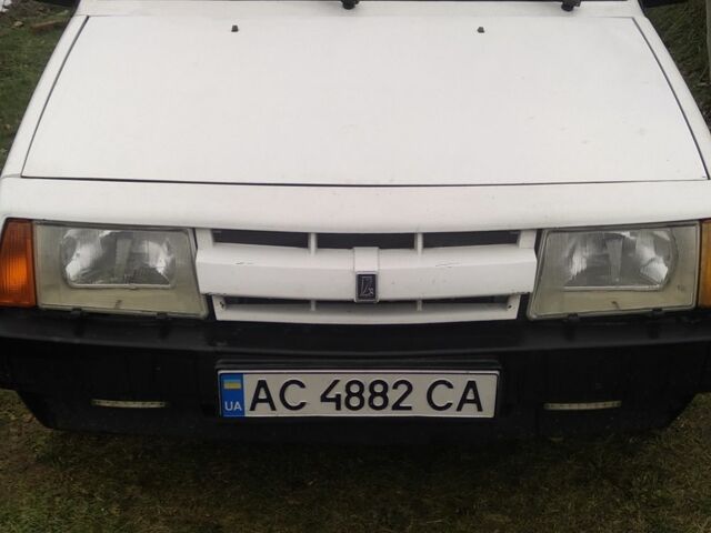 Белый ВАЗ 2109, объемом двигателя 1.3 л и пробегом 135 тыс. км за 900 $, фото 1 на Automoto.ua
