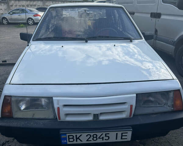 Білий ВАЗ 2109, об'ємом двигуна 1.5 л та пробігом 62 тис. км за 1150 $, фото 1 на Automoto.ua