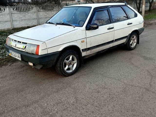 Білий ВАЗ 2109, об'ємом двигуна 1.5 л та пробігом 280 тис. км за 1100 $, фото 1 на Automoto.ua