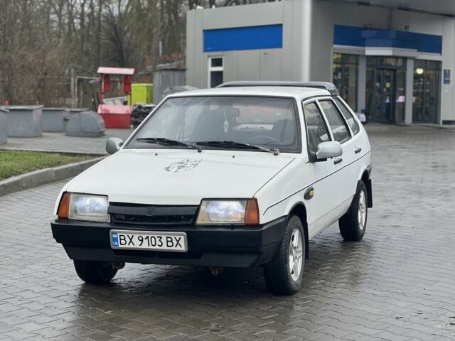 Белый ВАЗ 2109, объемом двигателя 1.5 л и пробегом 243 тыс. км за 950 $, фото 1 на Automoto.ua