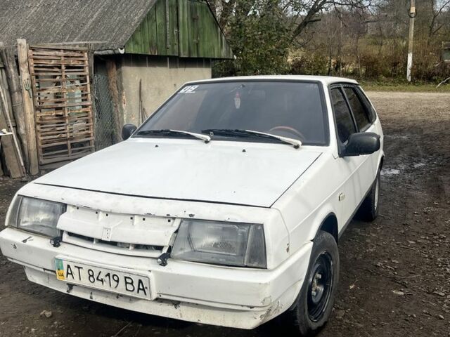 Белый ВАЗ 2109, объемом двигателя 1.5 л и пробегом 100 тыс. км за 950 $, фото 1 на Automoto.ua