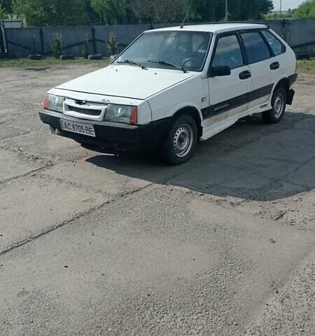 Белый ВАЗ 2109, объемом двигателя 1.29 л и пробегом 222 тыс. км за 500 $, фото 1 на Automoto.ua