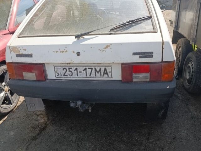 Белый ВАЗ 2109, объемом двигателя 0 л и пробегом 100 тыс. км за 450 $, фото 1 на Automoto.ua