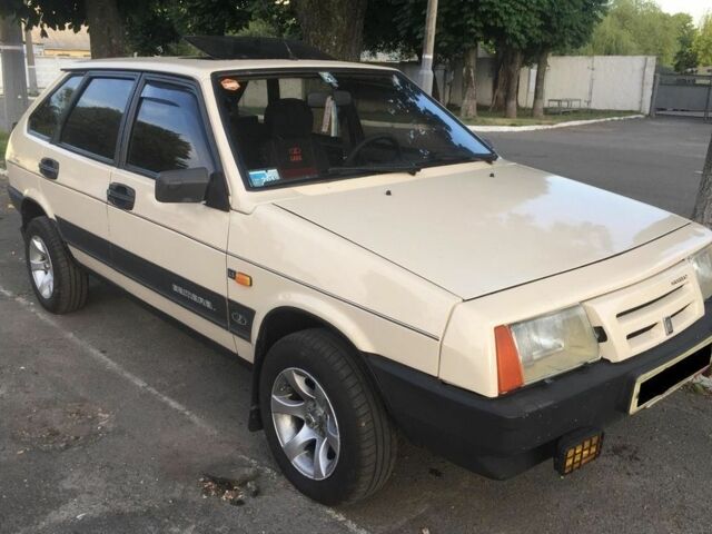 Белый ВАЗ 2109, объемом двигателя 0 л и пробегом 1 тыс. км за 500 $, фото 1 на Automoto.ua