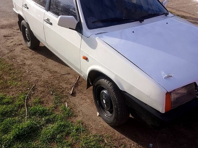Белый ВАЗ 2109, объемом двигателя 15 л и пробегом 0 тыс. км за 650 $, фото 1 на Automoto.ua