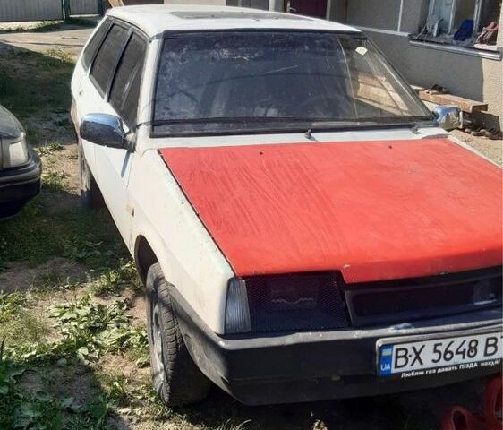 Белый ВАЗ 2109, объемом двигателя 1.1 л и пробегом 150 тыс. км за 135 $, фото 1 на Automoto.ua