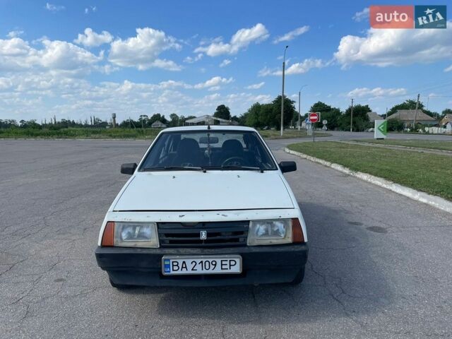 Білий ВАЗ 2109, об'ємом двигуна 1.46 л та пробігом 150 тис. км за 1099 $, фото 1 на Automoto.ua