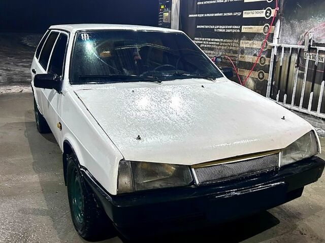 Білий ВАЗ 2109, об'ємом двигуна 1.6 л та пробігом 0 тис. км за 870 $, фото 1 на Automoto.ua