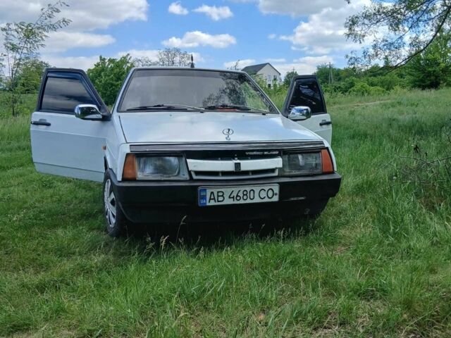 Білий ВАЗ 2109, об'ємом двигуна 1.3 л та пробігом 150 тис. км за 569 $, фото 1 на Automoto.ua