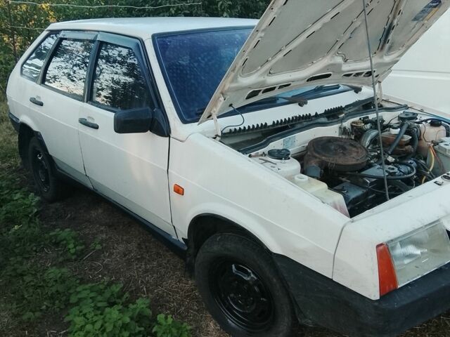 Белый ВАЗ 2109, объемом двигателя 1.5 л и пробегом 178 тыс. км за 500 $, фото 1 на Automoto.ua