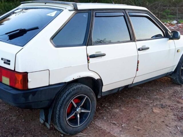 Белый ВАЗ 2109, объемом двигателя 1.3 л и пробегом 50 тыс. км за 900 $, фото 1 на Automoto.ua