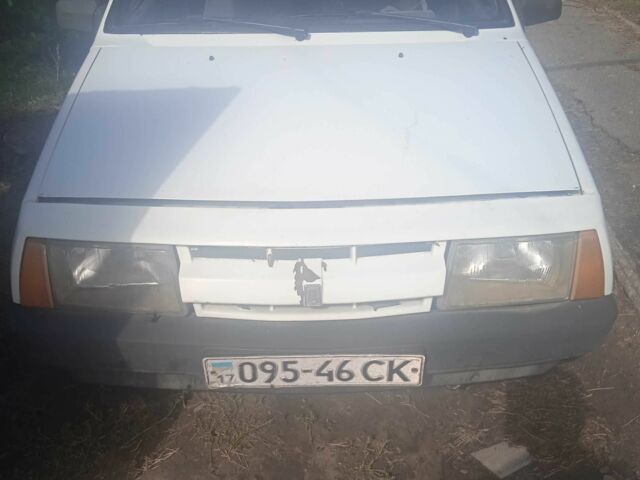 Белый ВАЗ 2109, объемом двигателя 0 л и пробегом 100 тыс. км за 700 $, фото 1 на Automoto.ua
