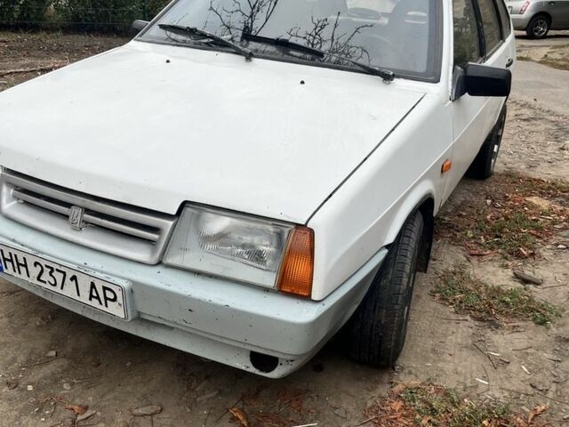 Білий ВАЗ 2109, об'ємом двигуна 1.5 л та пробігом 250 тис. км за 1118 $, фото 1 на Automoto.ua