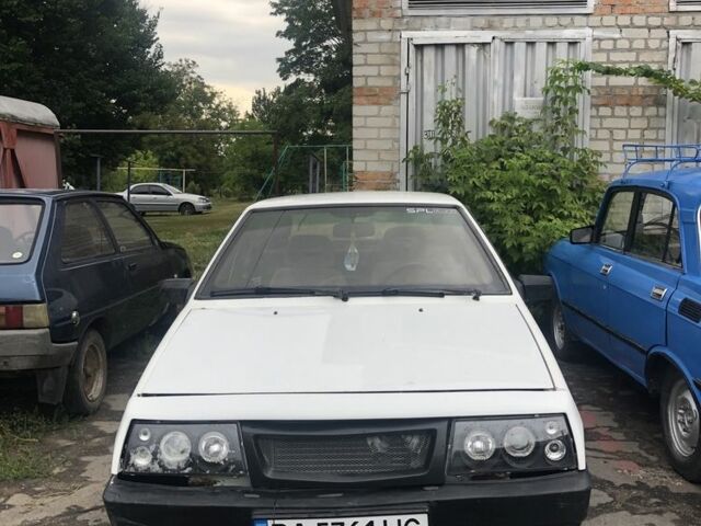 Білий ВАЗ 2109, об'ємом двигуна 1.5 л та пробігом 91 тис. км за 674 $, фото 1 на Automoto.ua