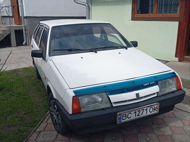 Белый ВАЗ 2109, объемом двигателя 1.3 л и пробегом 100 тыс. км за 750 $, фото 1 на Automoto.ua