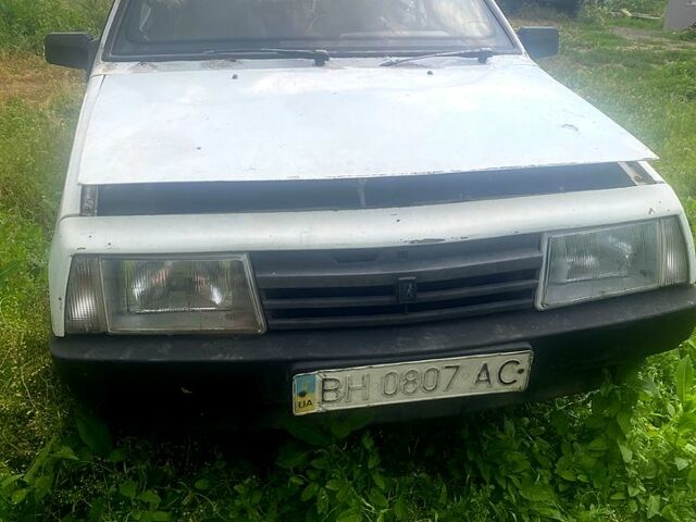 Белый ВАЗ 2109, объемом двигателя 1.5 л и пробегом 0 тыс. км за 300 $, фото 1 на Automoto.ua
