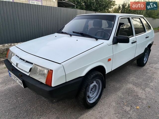 Белый ВАЗ 2109, объемом двигателя 1.5 л и пробегом 186 тыс. км за 950 $, фото 1 на Automoto.ua