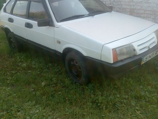 Белый ВАЗ 2109, объемом двигателя 0 л и пробегом 10 тыс. км за 503 $, фото 1 на Automoto.ua