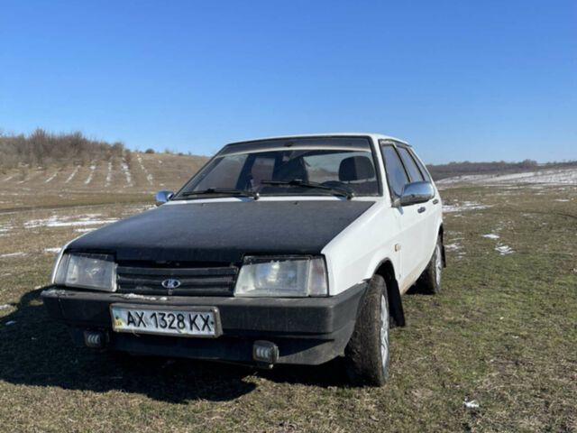 Белый ВАЗ 2109, объемом двигателя 1.5 л и пробегом 273 тыс. км за 900 $, фото 1 на Automoto.ua