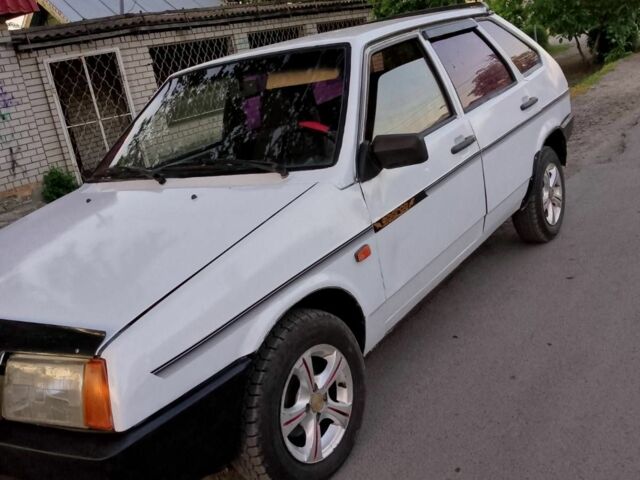 Белый ВАЗ 2109, объемом двигателя 1.5 л и пробегом 253 тыс. км за 950 $, фото 1 на Automoto.ua