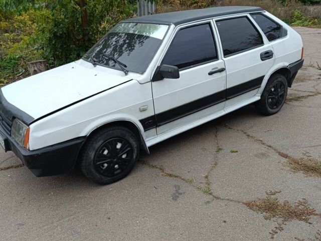 Белый ВАЗ 2109, объемом двигателя 0 л и пробегом 120 тыс. км за 672 $, фото 1 на Automoto.ua